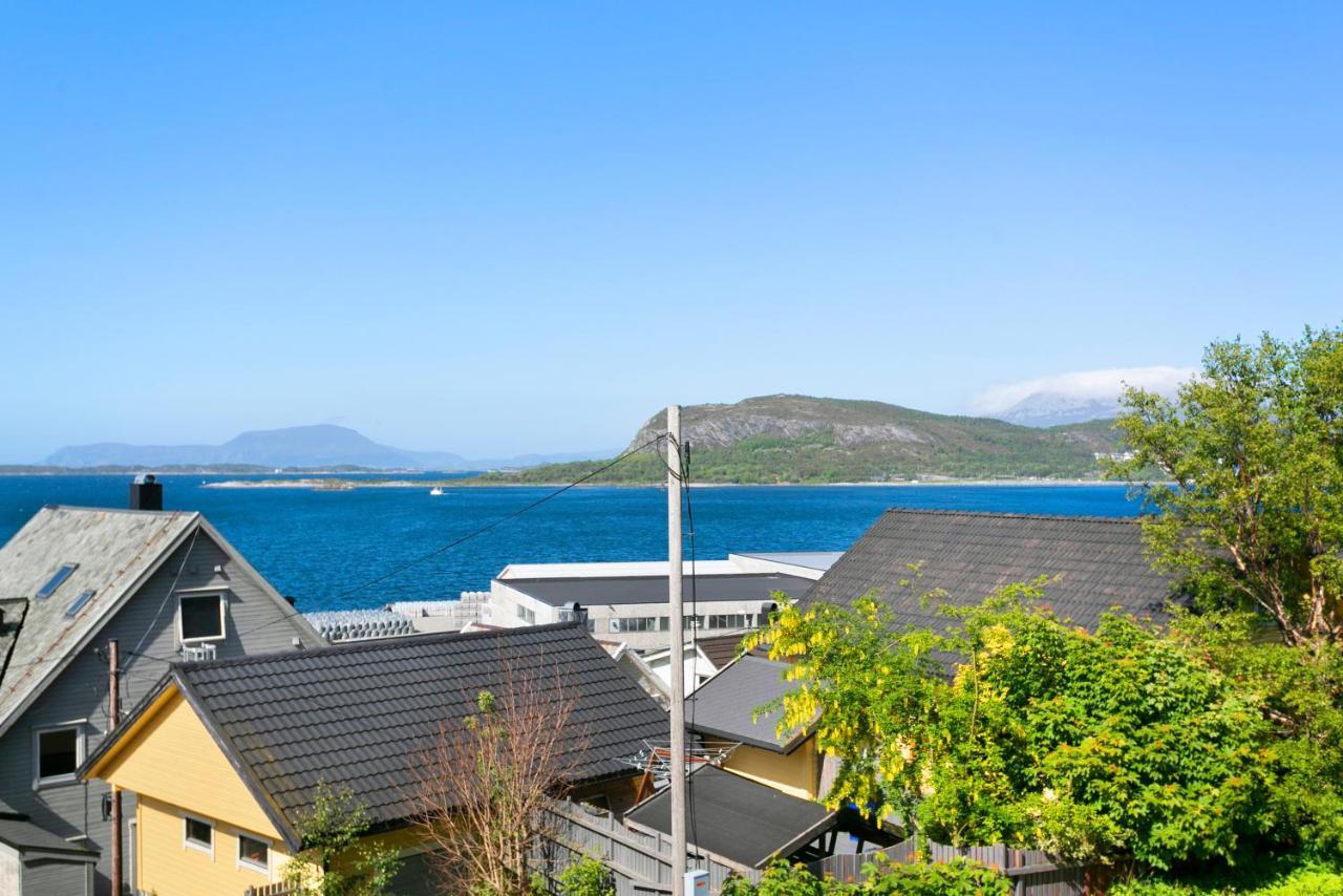 sentrum leilighet Ålesund Buitenkant foto